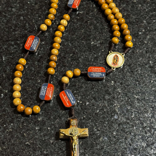 Rosario de madera - Virgen de Guadalupe